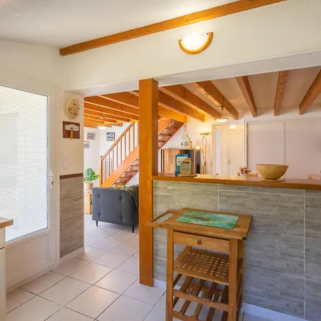 Сasa de vacaciones Brive 1 By Interhome