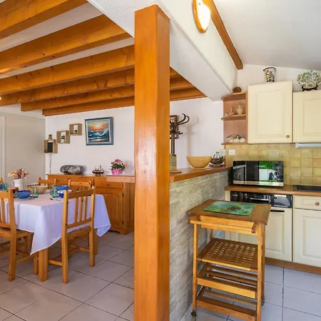Сasa de vacaciones Brive 1 By Interhome *